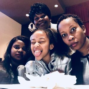 Meet your Posher, Myre